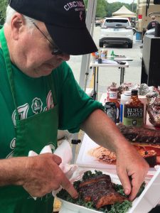 preparing a carryout meal