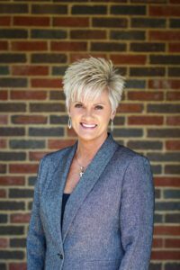 Lisa Dennis - Legal Assistant at Donnellon, Donnellon & Miller